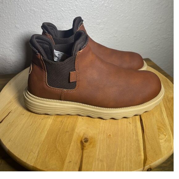 HEY DUDE Women's Branson Leather Boots Cognac size 7 - Picture 1 of 11